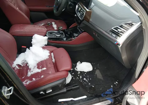 2022 BMW X4 M40I z USA, uszkodzony, nr VIN 5UX43DT08N9J95469